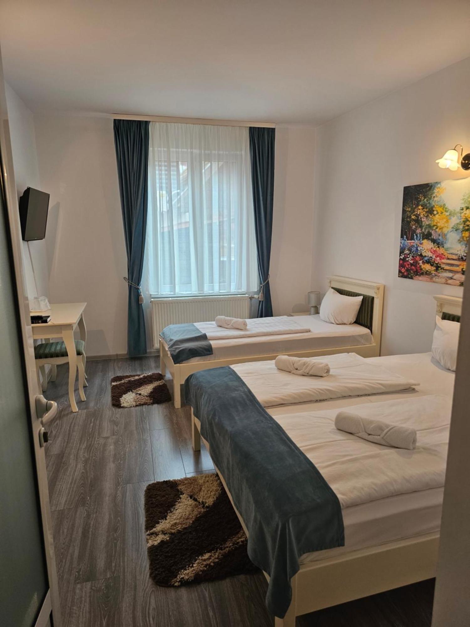 Palas Boutique Sighişoara Rom bilde